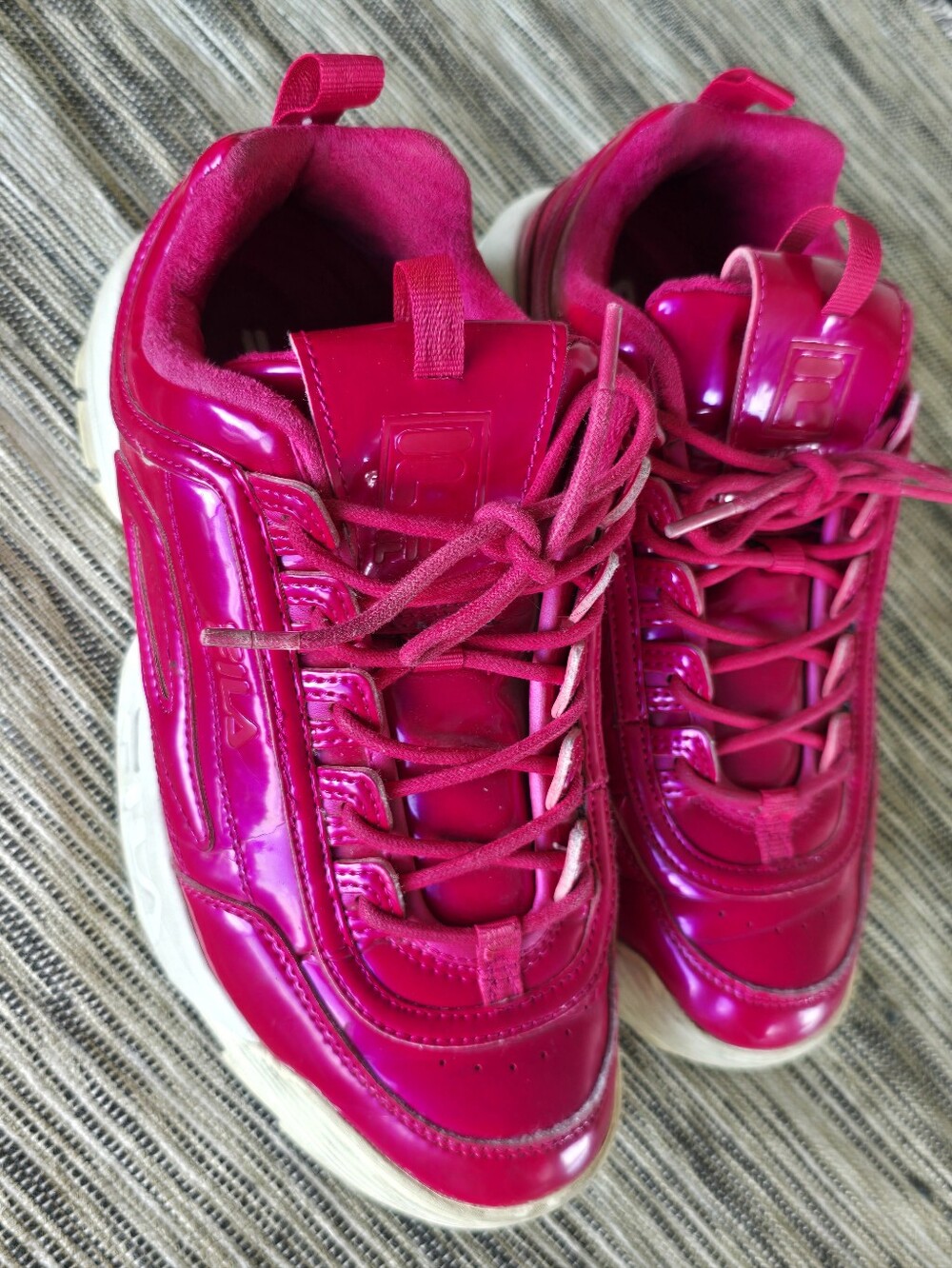 Fila Disruptor II Liquid Luster Gloss Red Patent Athletic Womens Shoe Size US 9